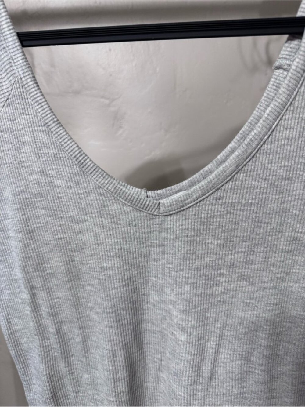 Light Gray Ribbed V-Neck Tank - Picture 2 of 2